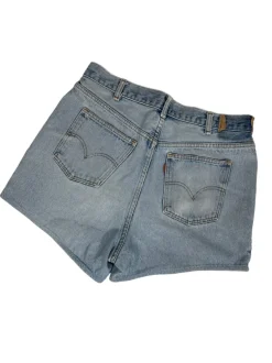 Bermuda Levi’s 416