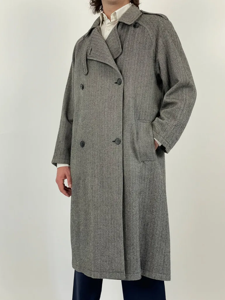 Cappotto doppiopetto anni '70 in lana con trama spigata