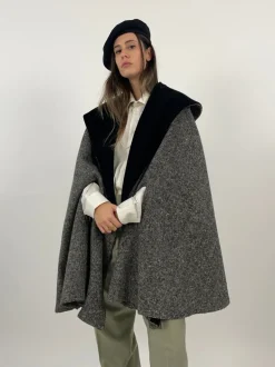 Mantella sartoriale in lana
