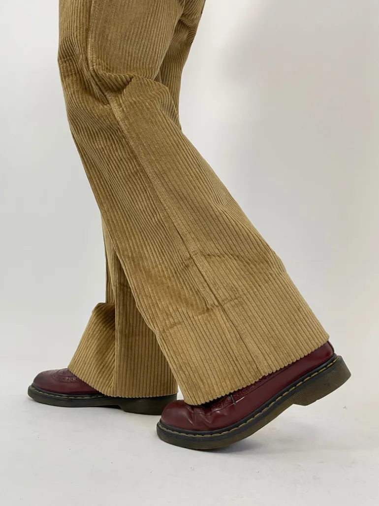 Pantaloni anni '70 in velluto a coste