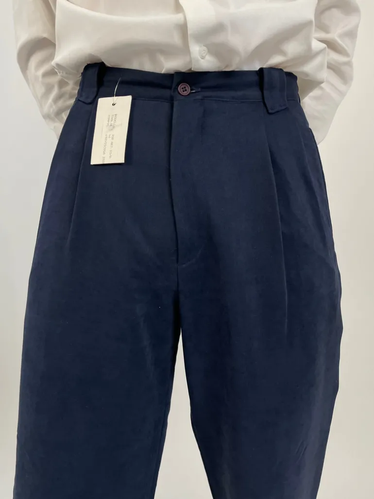 Pantaloni vintage con pence