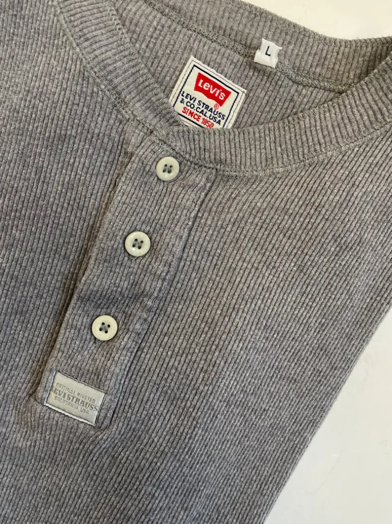 T-shirt Serafino Levi's 3 bottoni